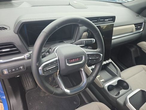 Used 2026 GMC Terrain Elevation FWD image 2