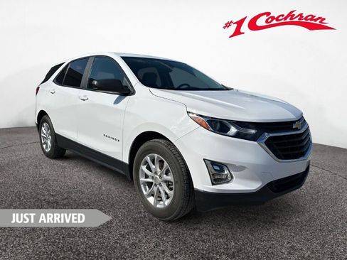 Certified 2021 Chevrolet Equinox LS w/ LS Convenience Package image 1