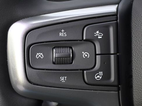 Used 2025 Chevrolet Silverado 3500 LTZ w/ LTZ Premium Package image 38