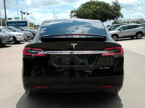 Used 2020 Tesla Model X AWD/4WD image 7