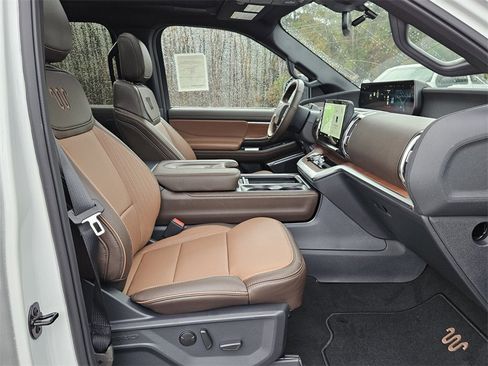 New 2025 Ford Expedition King Ranch image 15