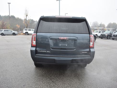 Used 2019 GMC Yukon XL SLT w/ Open Road Package image 8