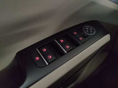 Used 2021 Kia Soul LX FWD image 27