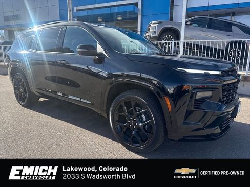 Certified 2024 Chevrolet Traverse RS w/ LPO, Floor Liner Package image 7