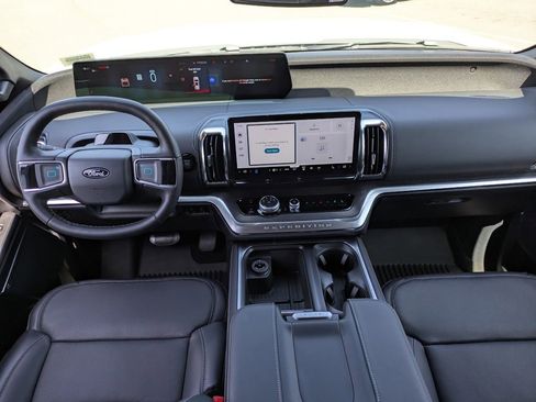 New 2026 Ford Expedition Max Platinum AWD/4WD image 19