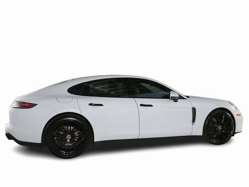 Used 2023 Porsche Panamera 4 Platinum Edition w/ Assistance Package image 11