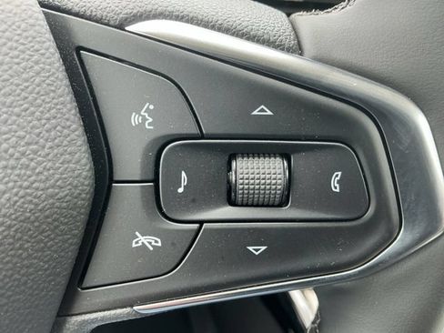New 2026 Chevrolet Trax LT w/ Driver Confidence Package FWD image 16