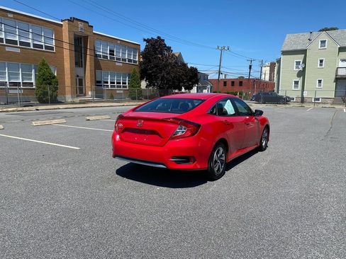 Used 2019 Honda Civic LX image 5