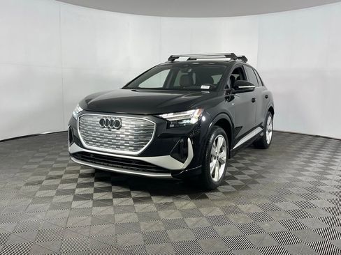 Used 2023 Audi Q4 e-tron Prestige image 10