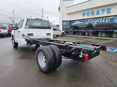 New 2025 Ford F350 XL w/ XL Chrome Package image 5