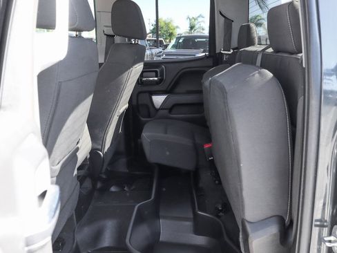 Used 2019 Chevrolet Silverado 1500 LT w/ All Star Edition image 40