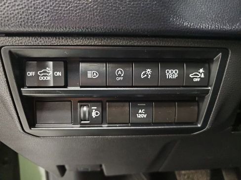 Used 2023 Toyota Tundra SR5 w/ SR5 Premium Package AWD/4WD image 19
