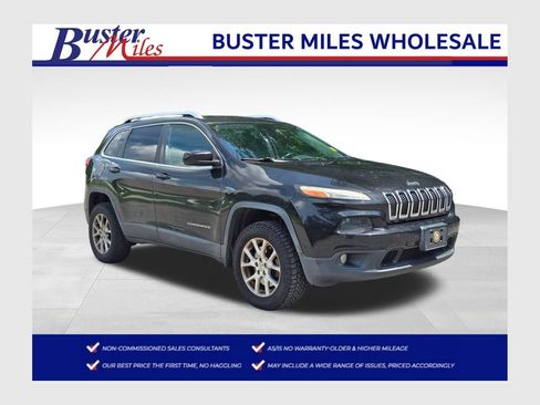 Used 2015 Jeep Cherokee Latitude w/ Trailer Tow Group AWD/4WD image 1