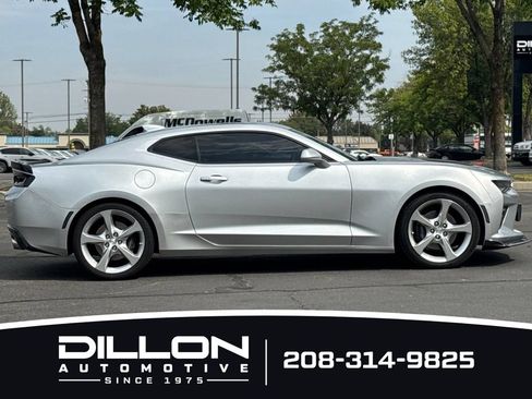 Used 2018 Chevrolet Camaro SS RWD image 3