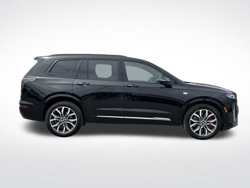 Certified 2024 Cadillac XT6 Sport w/ LPO, Floor Liner Package AWD/4WD image 5
