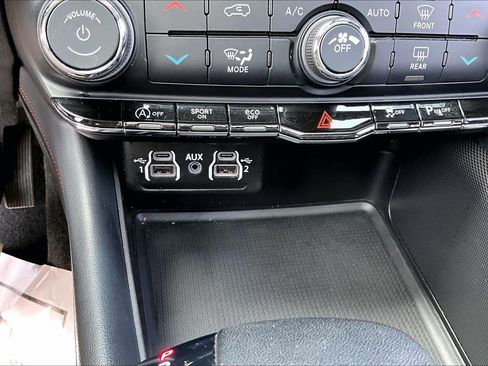 Used 2023 Dodge Durango GT AWD/4WD image 16
