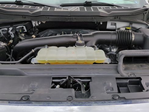 Used 2025 Ford F150 Lariat AWD/4WD image 32