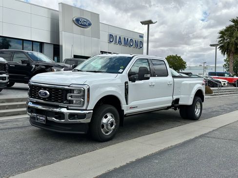 New 2026 Ford F350 Lariat w/ Lariat Ultimate Package AWD/4WD image 2