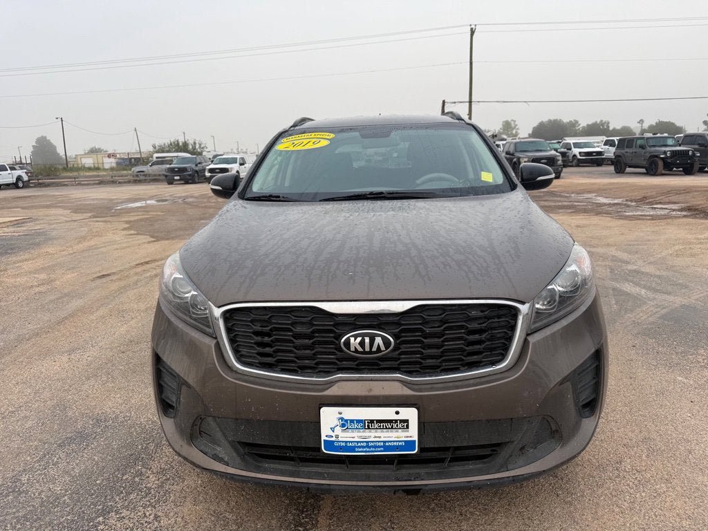 Used 2019 Kia Sorento S FWD image 2