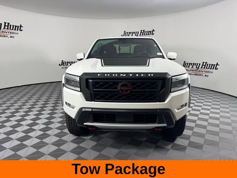 Used 2023 Nissan Frontier PRO-4X w/ Pro Convenience Package image 4