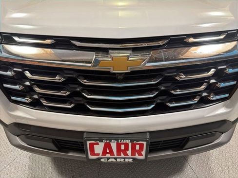 Used 2026 Chevrolet Equinox LT FWD image 16
