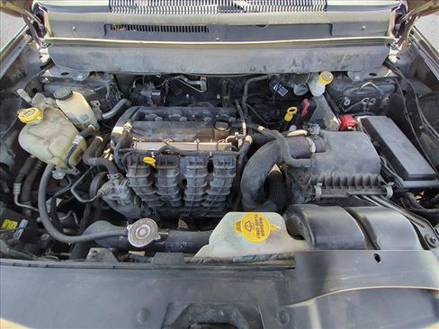 Used 2018 Dodge Journey SE w/ Connectivity Group image 14