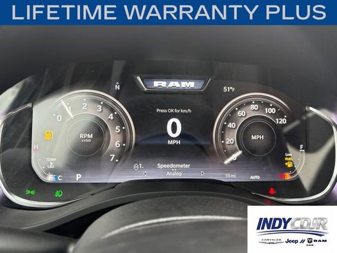 New 2026 RAM 1500 4x4 Crew Cab image 16