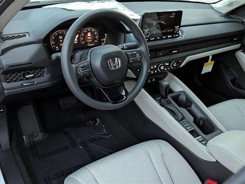 New 2025 Honda Accord SE image 3