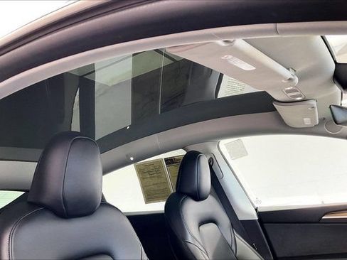 Used 2023 Tesla Model Y Long Range AWD/4WD image 24