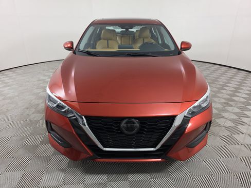 Used 2022 Nissan Sentra SV w/ SV Premium Package FWD image 2