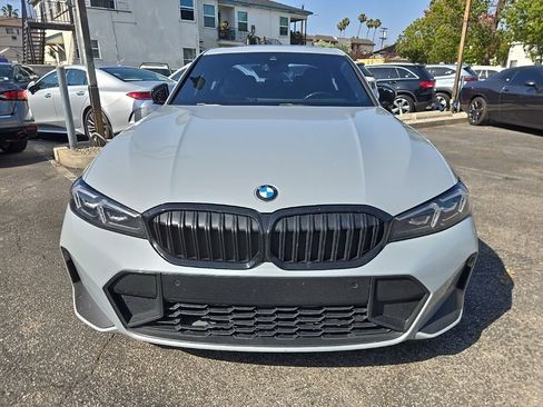 Used 2023 BMW 330i Sedan w/ M Sport Package RWD image 2