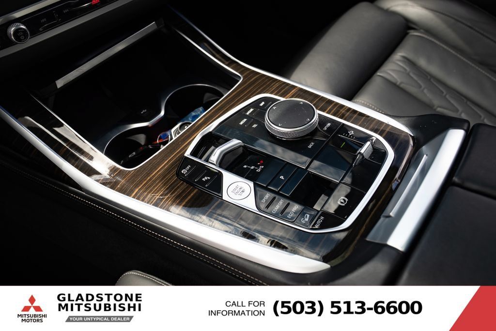 Used 2023 BMW X7 xDrive40i AWD/4WD image 19