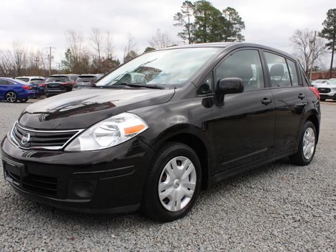 Used 2012 Nissan Versa 1.8 S w/ Plus Pkg FWD image 3