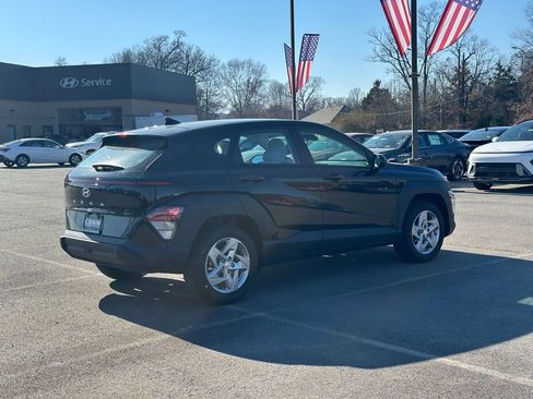 New 2026 Hyundai Kona SE image 8