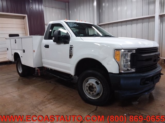 Used 2017 Ford F350 XL w/ Power Equipment Group AWD/4WD image 3