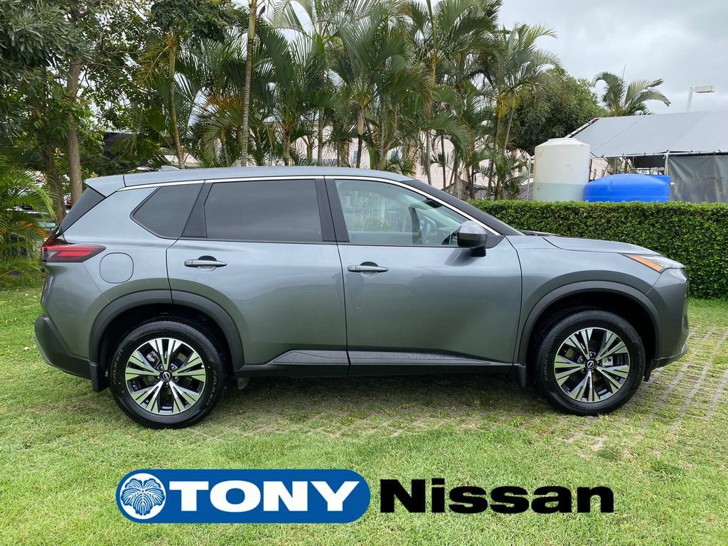 Used 2023 Nissan Rogue SV FWD image 8
