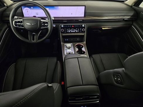 Used 2025 Genesis GV80 2.5T Prestige image 8