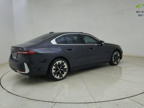 Used 2025 BMW 530i RWD image 73