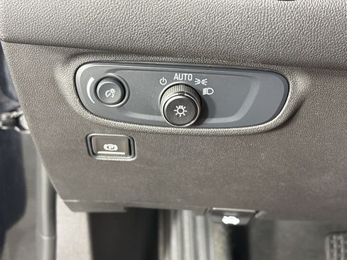 Certified 2024 GMC Terrain SLE AWD/4WD image 29