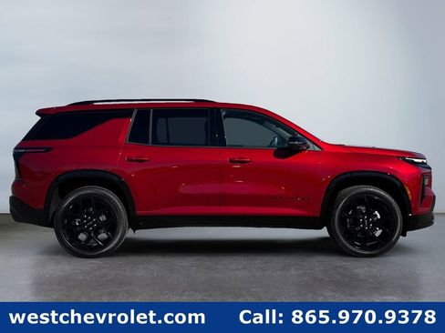 New 2026 Chevrolet Traverse RS image 2