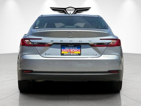 Used 2026 Toyota Camry LE FWD image 5