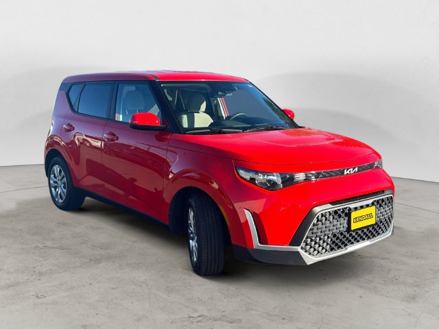 Used 2024 Kia Soul LX FWD image 3
