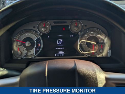 Used 2016 RAM 1500 Laramie Longhorn w/ Convenience Group image 29