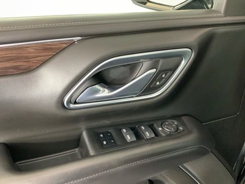 Used 2021 Chevrolet Tahoe LT image 11