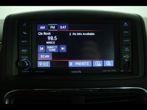 Used 2019 Dodge Grand Caravan SXT FWD image 21