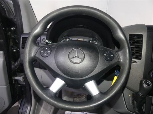 Used 2016 Mercedes-Benz Sprinter 3500 image 25