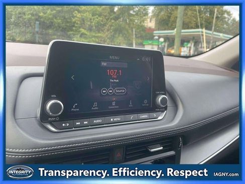 Certified 2023 Nissan Rogue SV image 27