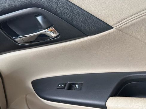 Used 2013 Honda Accord EX-L image 18