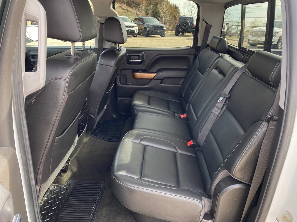 Used 2018 Chevrolet Silverado 1500 LTZ w/ Sport Package AWD/4WD image 23