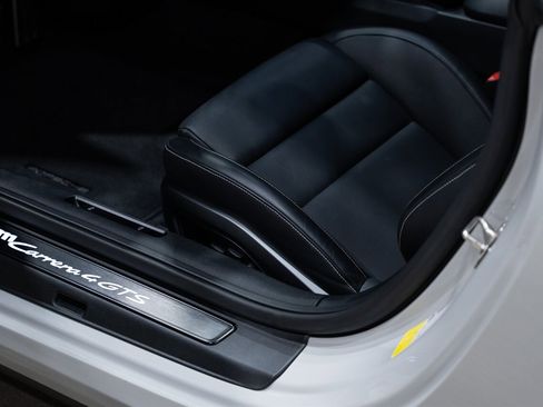 Used 2022 Porsche 911 Carrera 4 GTS image 25